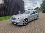 Mercedes Benz E220 van 2003, automaat, Automaat, Bedrijf, Zilver of Grijs, Te koop