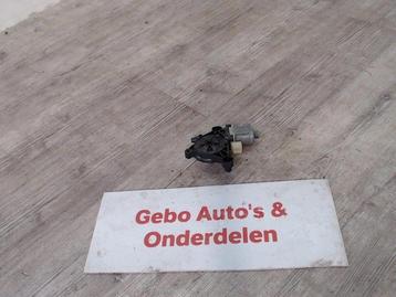 MOTOR RAAMMECHANIEK RECHTS ACHTER Volkswagen Golf VII (AUA) beschikbaar voor biedingen