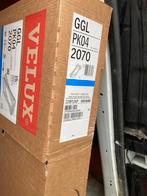 Velux Ggl 2070 neuf kit complet+ store occultant kit tuile!, Bricolage & Construction, Vitres, Châssis & Fenêtres, Neuf