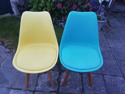 Lot de 3 chaises vintage de couleurs, Maison & Meubles, Chaises, Utilisé, Trois, Bois, Bleu, Enlèvement