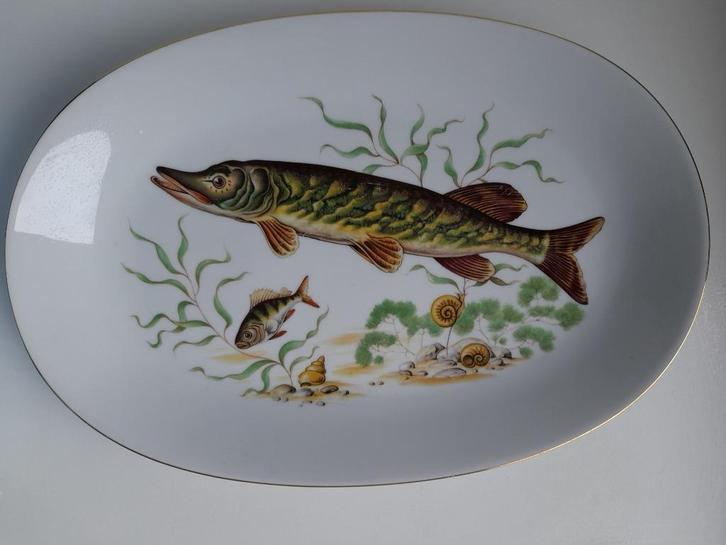 porceleinen servies voor vis., Huis en Inrichting, Keuken | Servies, Zo goed als nieuw, Bord(en), Ophalen of Verzenden
