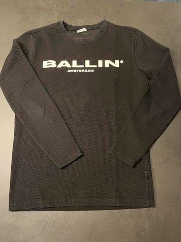 Pure white zwarte longsleeve Ballin maat M. Zeer goede staat beschikbaar voor biedingen