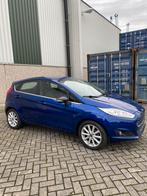 Ford fiesta/ benzine/ weinig km/ eerste eigenaar, Auto's, Euro 6, Blauw, Handgeschakeld, Verlengde garantie