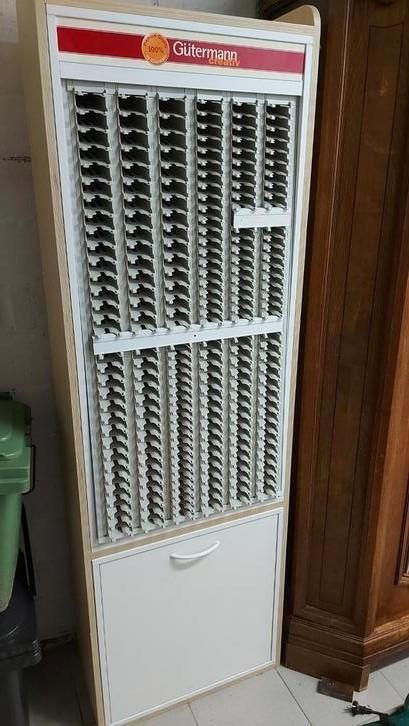 Gütermann garenkast voor 180 klossen, in goede staat., Huis en Inrichting, Kasten | Overige, Zo goed als nieuw, Ophalen