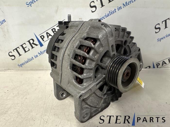 Dynamo van een Mercedes Vito, Auto-onderdelen, Motor en Toebehoren, Mercedes-Benz, Gebruikt, 3 maanden garantie, Ophalen of Verzenden