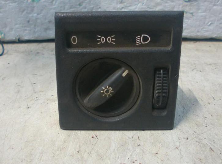 INTERRUPTEUR D'ECLAIRAGE Opel Monza (90-149-842), Autos : Pièces & Accessoires, Tableau de bord & Interrupteurs, Opel, Utilisé