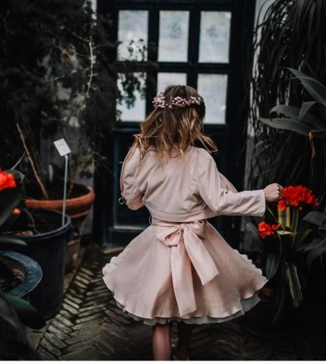 Prachtig communiekleedje met vestje. Schitterend zalmroze., Kinderen en Baby's, Kinderkleding | Maat 116, Zo goed als nieuw, Setje