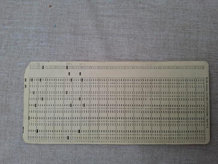 Vintage IBM-stijl ponskaart – originele Belgische exemplaar, Computers en Software, Vintage Computers, Ophalen of Verzenden