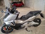 Te Koop - Honda Forza 750, Fietsen en Brommers, Ophalen, Zo goed als nieuw, Benzine