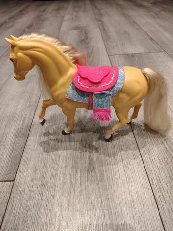Barbie paard beschikbaar voor biedingen
