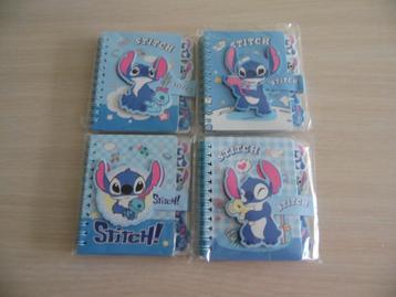 4 NIEUWE NOTITIEBOEKJES MET STIKSELS IN BLISTERVERPAKKING beschikbaar voor biedingen
