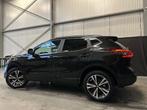 Nissan qashqai/N-connecta/1.3 Benzine/pano/360camera/pdc/cc/, Auto's, Nissan, Voorwielaandrijving, Stof, 4 cilinders, Zwart