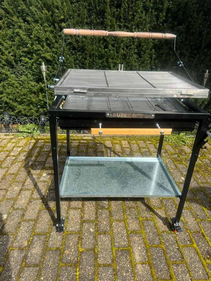Houtskool BBQ Nieuw, Huis en Inrichting, Tafels | Sidetables, Zo goed als nieuw, Ophalen