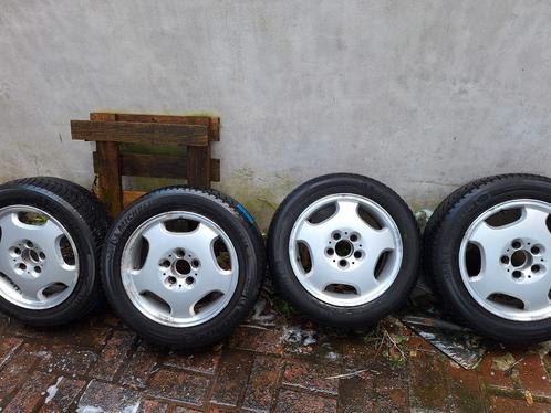 Mercedes CLK, C en E-serie + winterbanden, Auto-onderdelen, Banden en Velgen, Velg(en), Winterbanden, 16 inch, Gebruikt, Ophalen