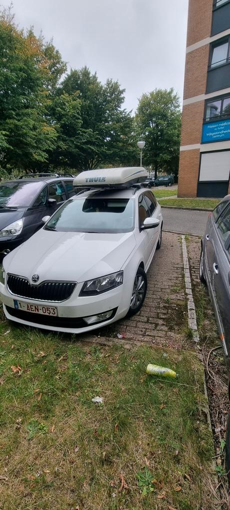 Skoda octavia 1.6 TDi année 2017, Auto's, Skoda, Particulier, Octavia, Achteruitrijcamera, Parkeercamera, Zetelverwarming, Diesel