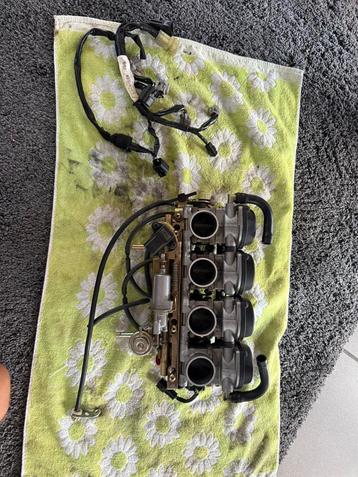 Yamaha r6 injectiehuis incl injectors en toebehoren beschikbaar voor biedingen