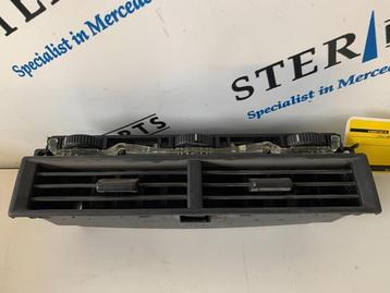 Luchtrooster Dashboard van een Mercedes SL beschikbaar voor biedingen