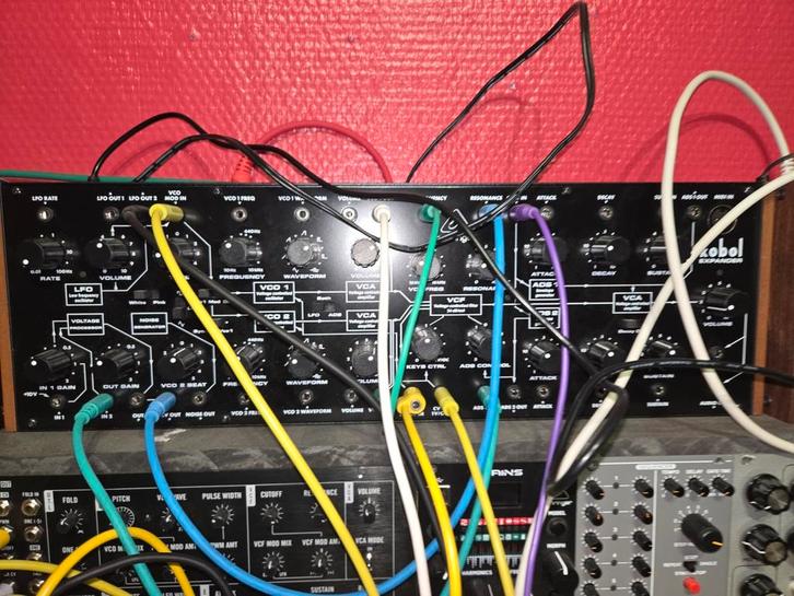 Synthétiseurs état neuf., Muziek en Instrumenten, Synthesizers