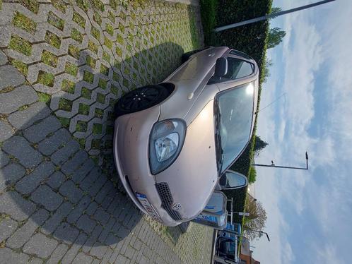 Toyota Yaris, Auto's, Toyota, Particulier, Yaris, Benzine, Euro 4, Coupé, 3 deurs, Handgeschakeld, Overige kleuren, Grijs, Stof