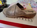 Pantoffels, Kleding | Dames, Schoenen, Beige, Nieuw, Ophalen of Verzenden, Pantoffels of Sloffen