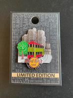 Pin hard rock café Hong Kong édition limitée, Comme neuf, Marque, Enlèvement ou Envoi, Insigne ou Pin's