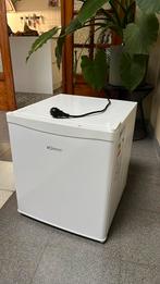 Diepvries 30 liter A++, Elektronische apparatuur, Vriezers en Diepvrieskisten, Ophalen, Zo goed als nieuw