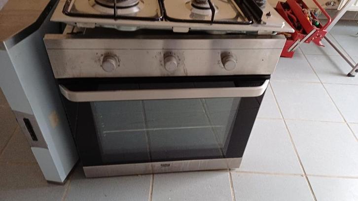oven en dampkap gratis, Electroménager, Fours, Utilisé, Encastré, Enlèvement