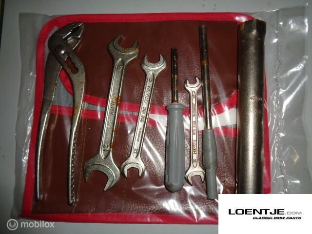gereedschap rollo BMW 02 met gereedschap 1502 1602 1802 2002, Autos : Pièces & Accessoires, Autres pièces automobiles, BMW, Utilisé