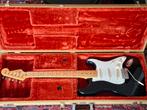 Fender HHH Straocaster 1997 Japan "Blackie", Muziek en Instrumenten, Snaarinstrumenten | Gitaren | Elektrisch, Ophalen, Zo goed als nieuw