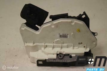 Portierslot rechts voor VW Polo 6R / Golf 6 5K1837016 beschikbaar voor biedingen