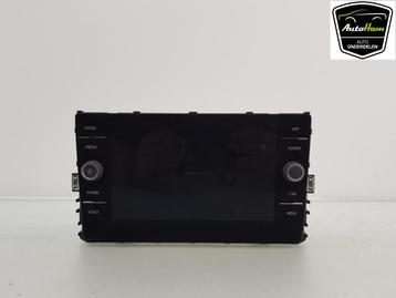 MULTI MEDIA COMPUTER Polo VI (AW1) (|5G6919605A|) beschikbaar voor biedingen