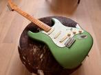 Fender Stratocaster met USA pickups, Muziek en Instrumenten, Ophalen of Verzenden, Zo goed als nieuw, Solid body, Fender