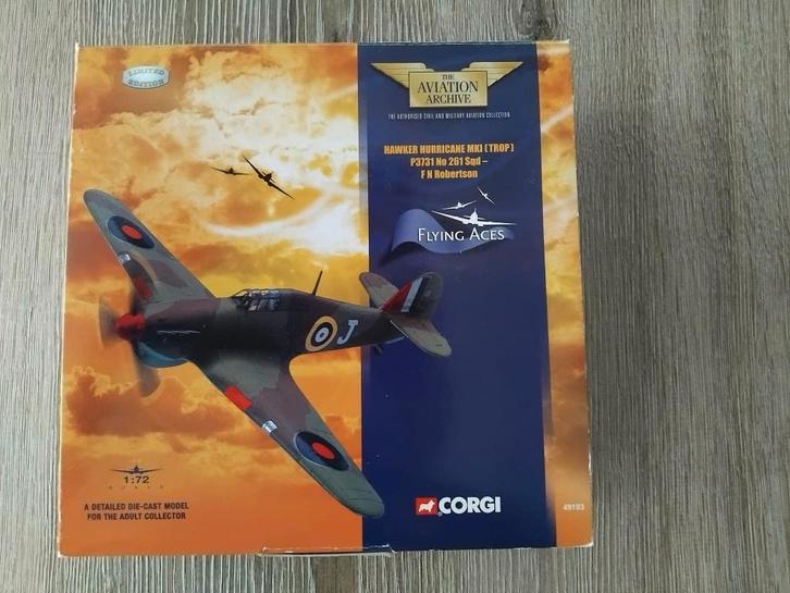 Corgi Hurricane, Hobby en Vrije tijd, Modelbouw | Vliegtuigen en Helikopters, Zo goed als nieuw, Vliegtuig, 1:72 tot 1:144, Ophalen of Verzenden