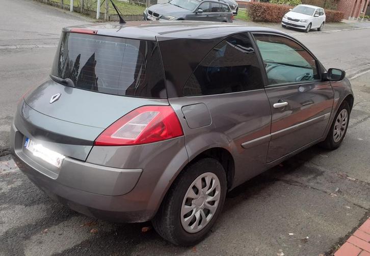 Benziene 165000km, Auto's, Renault, Particulier, Mégane, ABS, Airbags, Airconditioning, Alarm, Bluetooth, Boordcomputer, Centrale vergrendeling