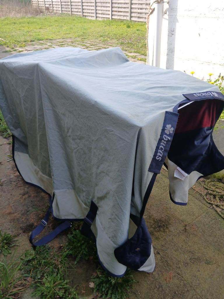 Bucas turnout deken, Ophalen