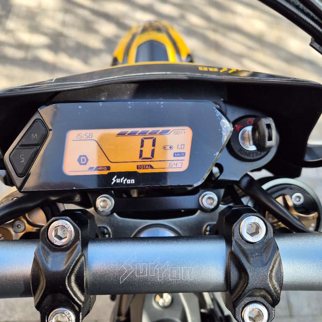 Surron Ultra Bee 2024 – Slechts 650 km – Topstaat, Zo goed als nieuw, Ophalen, Overige merken