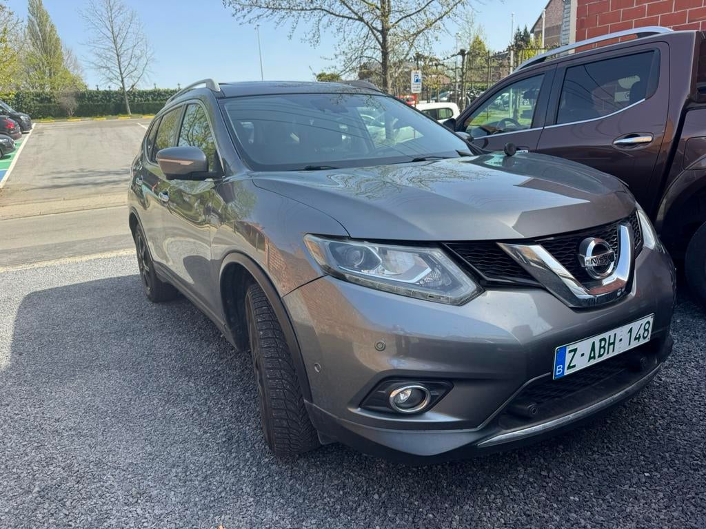 Nissan XTrail diesel Automatic full panoramic  carnet comple, Entreprise, Diesel, Achat