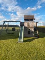 Houten speelhuisje met glijbaan en schommel, Kinderen en Baby's, Speelgoed | Buiten | Speeltoestellen, Ophalen, Gebruikt, Glijbaan