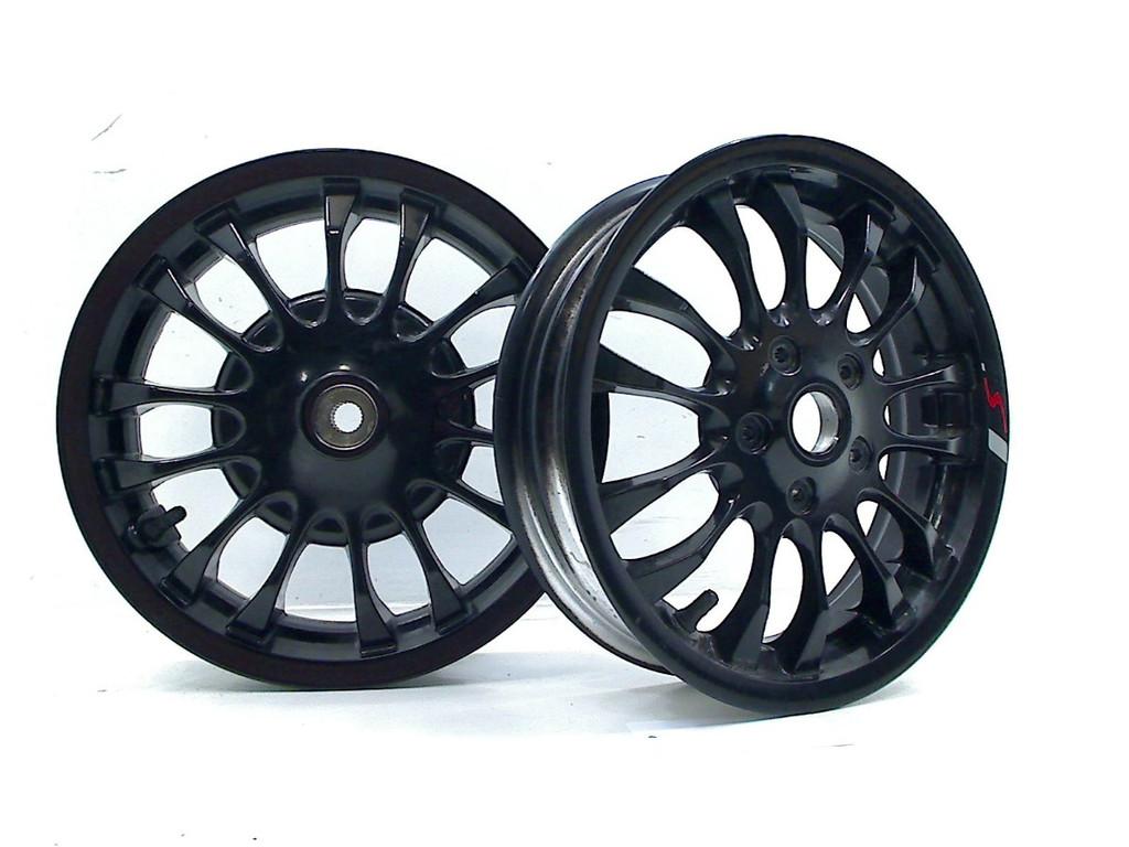 JEU DE JANTES Sprint 4T 2021-2025 (C25 E5 iGET EMEA 50cc), Vélos & Vélomoteurs, Utilisé, Autres types, Piaggio