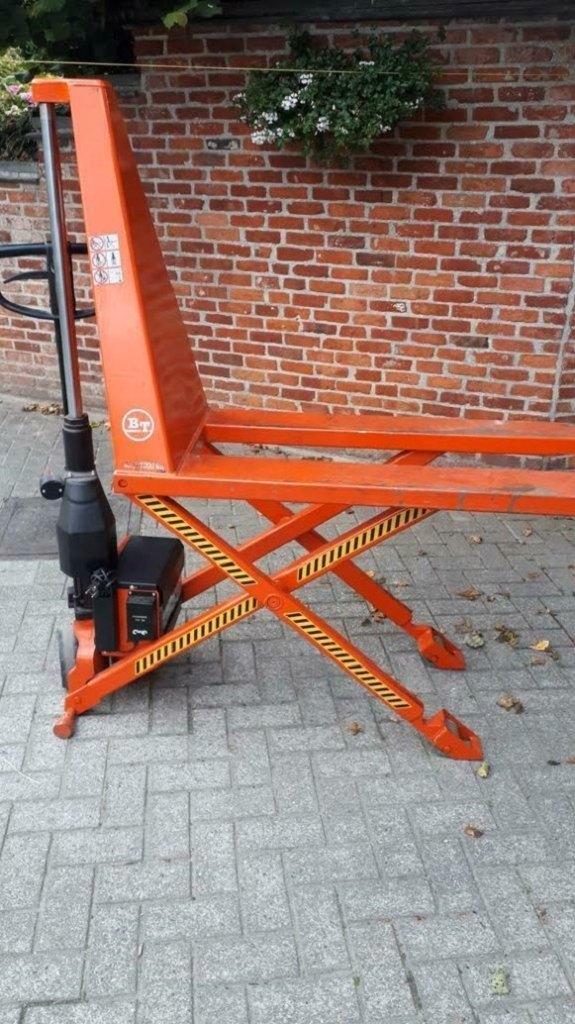 TRANSPALETTE BT, Bricolage & Construction, Transpalettes, Comme neuf, Enlèvement