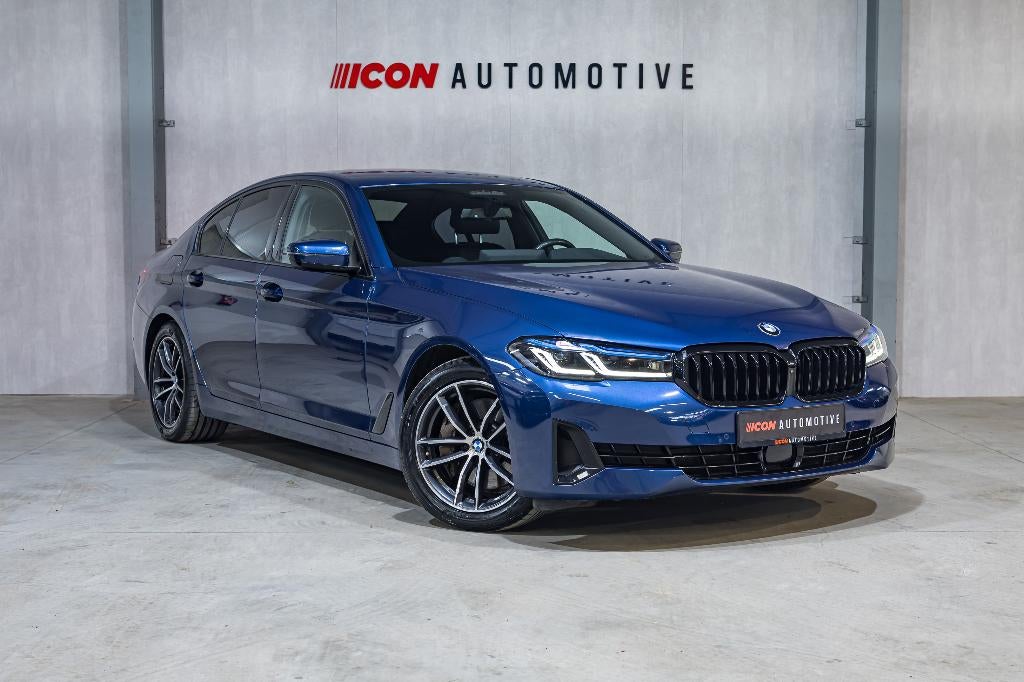 BMW 545 XDRIVE | LASERLIGHT | 360 | HUD | HARMAN K | LUXURY, Auto's, BMW, Bedrijf, Te koop, 5 Reeks, 360° camera, 4x4, ABS, Achteruitrijcamera