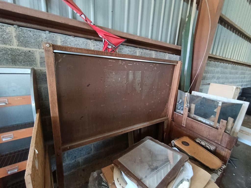 Magnifique ancien tableau d'affichage d'école, Enlèvement