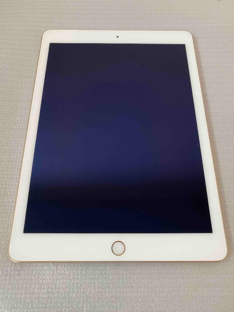 A vendre Apple iPad Air II, Informatique & Logiciels, Apple iPad Tablettes, Utilisé, Apple iPad Air, Wi-Fi, 10 pouces, 64 GB, Or