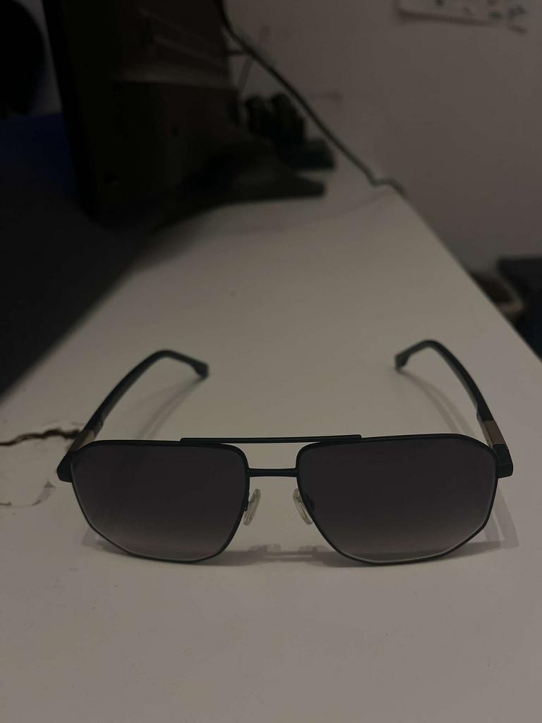 Lunettes de soleil Boss, Bijoux, Sacs & Beauté, Lunettes de Soleil & Lunettes | Hommes, Enlèvement ou Envoi, Comme neuf, Lunettes de soleil