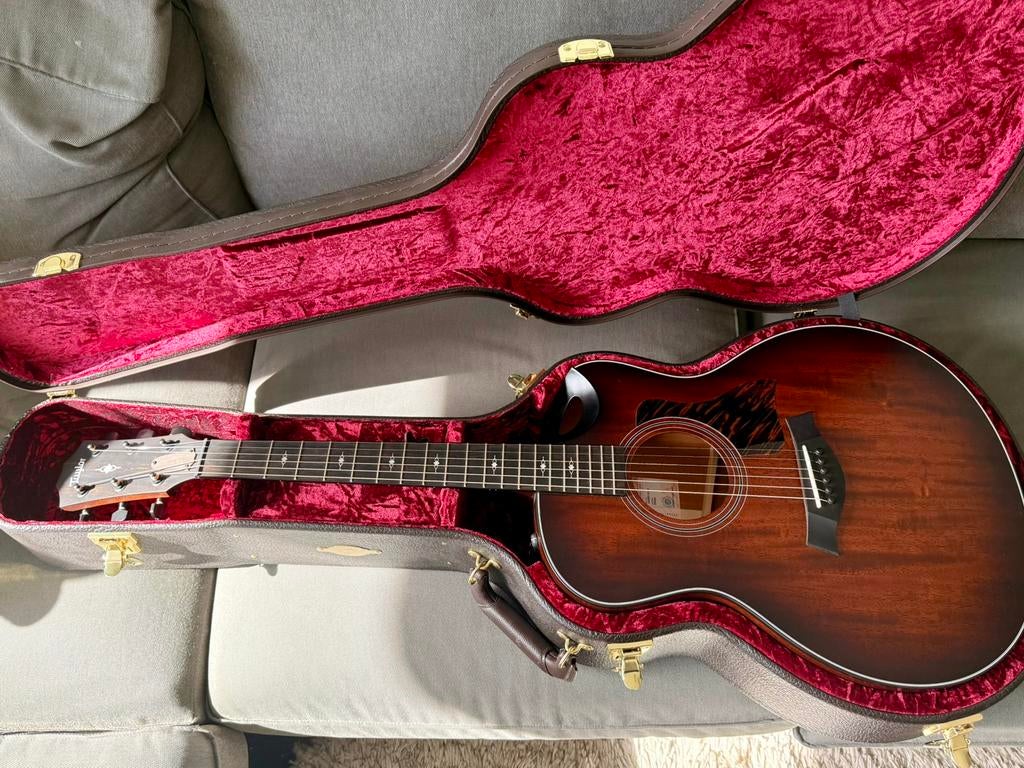 Taylor 326ce Urban Sienna 2025 ÉTAT NEUF, Enlèvement, Comme neuf