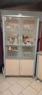 A Vendre tres belle vitrine, Maison & Meubles, Armoires | Vitrines, 25 à 50 cm, Avec porte(s), Comme neuf, 100 à 150 cm