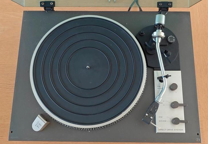 ITT HIFI 8011 platenspeler, TV, Hi-fi & Vidéo, Tourne-disques, Tourne-disque, Automatique, Enlèvement