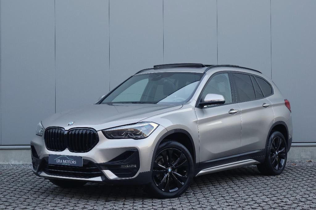 BMW X1 1.5 dA sDrive16 Sport line Pano LED *BTW* Garantie *, Autos, BMW, Argent ou Gris, Achat, Euro 6, Entreprise