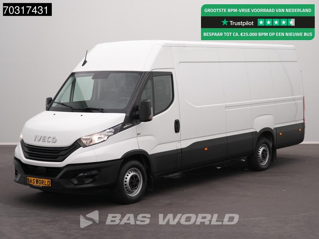 Iveco Daily 35S16 Automaat L3H2 160PK 3,5t Trekgewicht Airco, Auto's, Automaat, Stof, Gebruikt, Euro 6