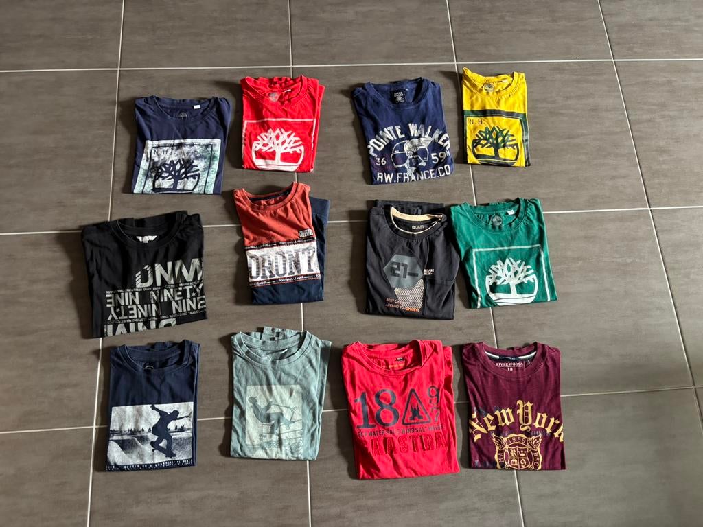 Pakket jongens longsleeves maat 140/146, Ophalen